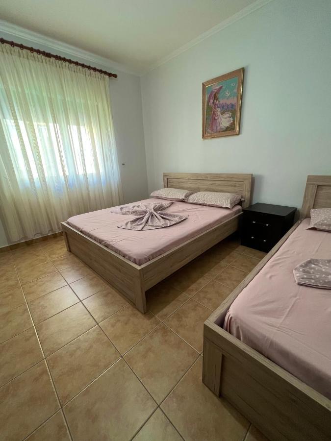 Kune,shengjin Apartamento